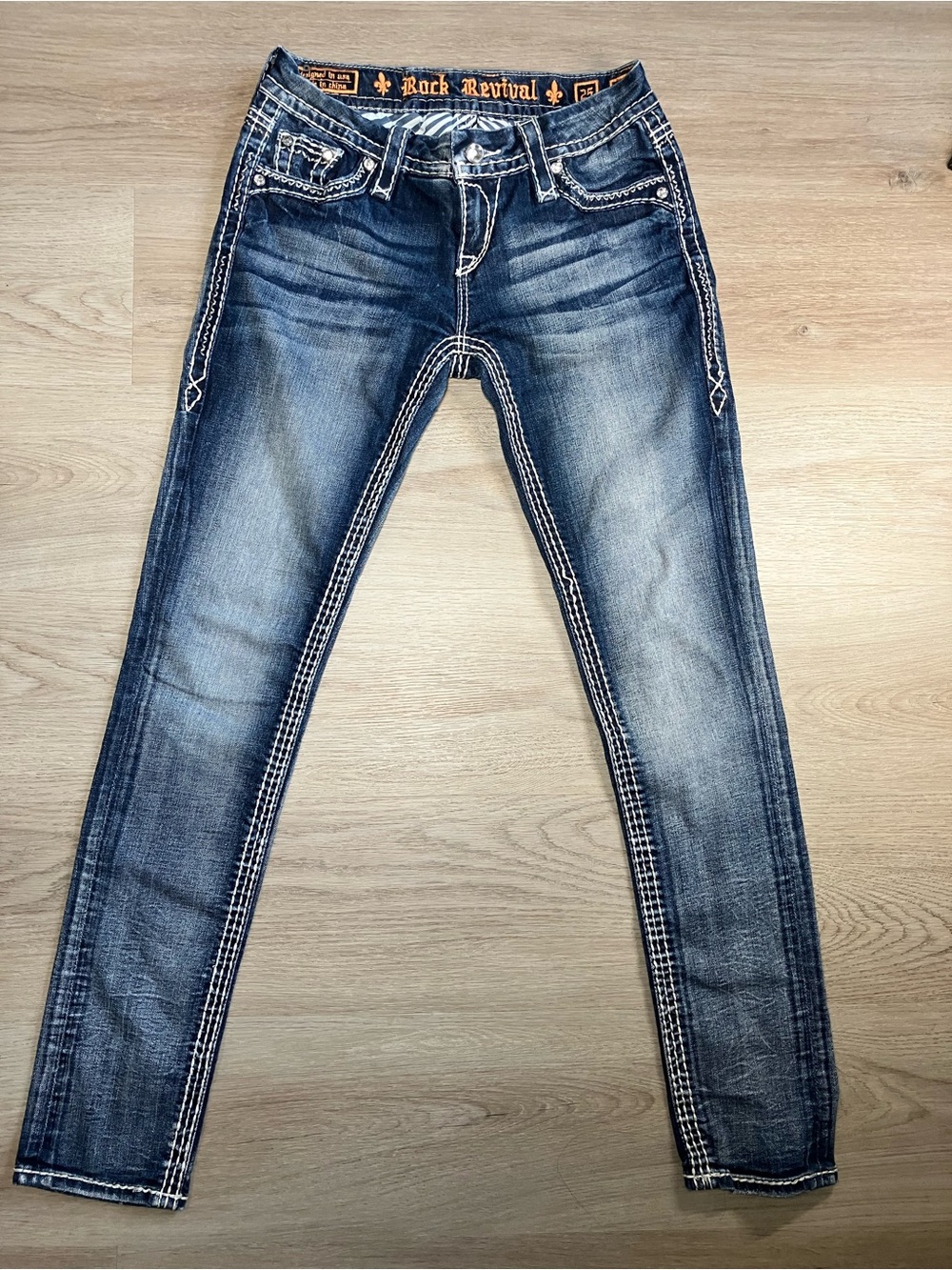 Rock Revival Women's skinny jeans size 25